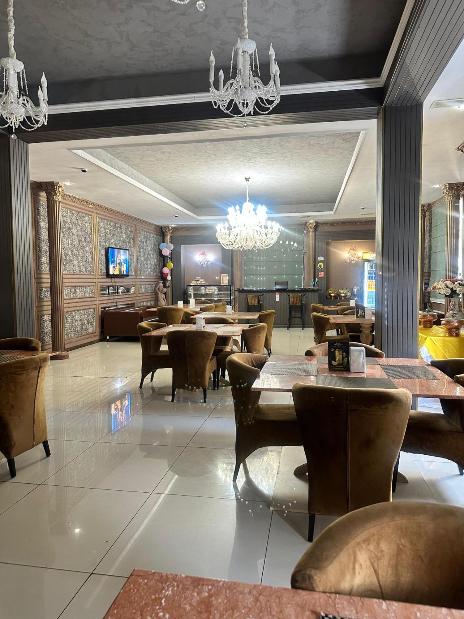 Lion Hotel Astana Dış mekan fotoğraf