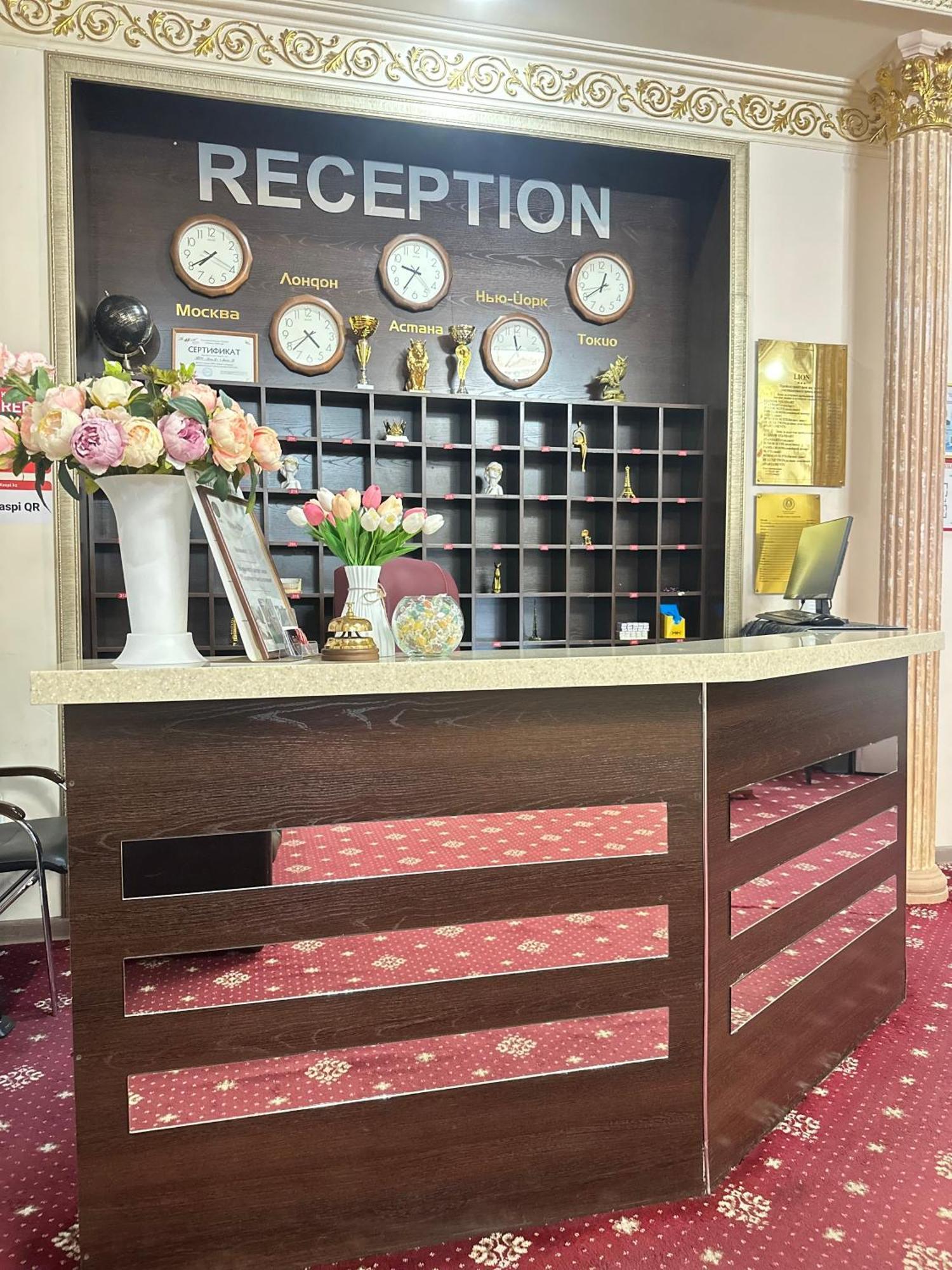 Lion Hotel Astana Dış mekan fotoğraf