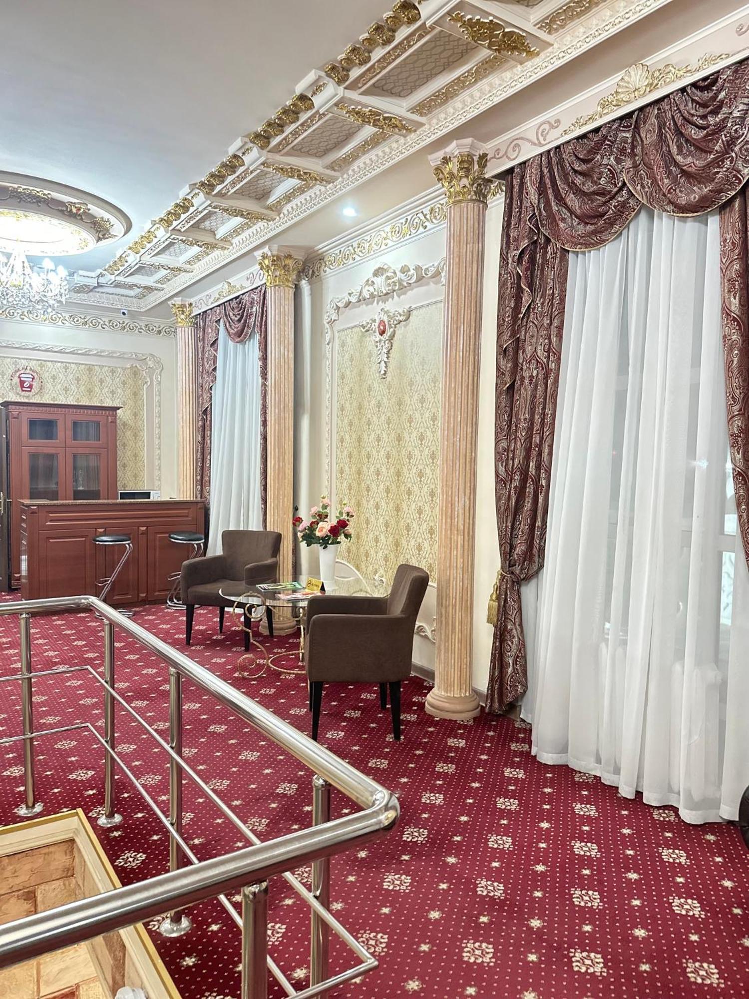 Lion Hotel Astana Dış mekan fotoğraf